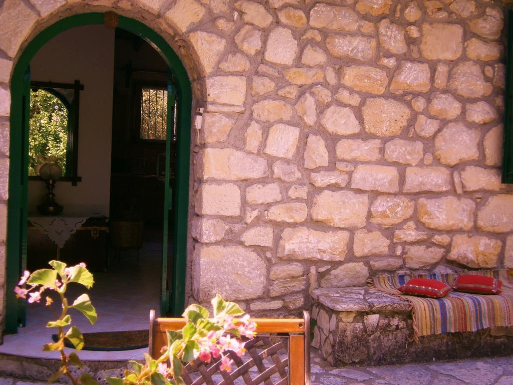 Villa Frias Asprogerakata Zimmer foto