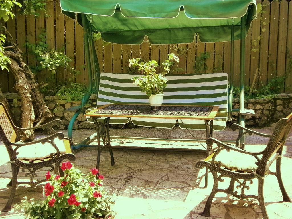 Villa Frias Asprogerakata Zimmer foto