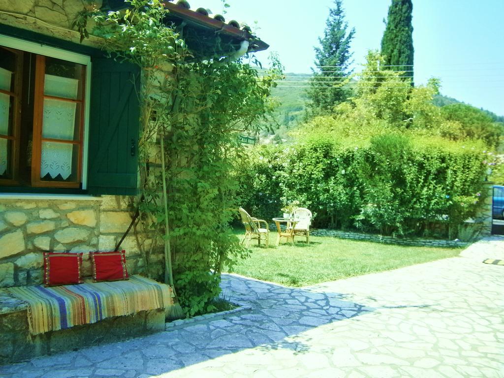 Villa Frias Asprogerakata Zimmer foto