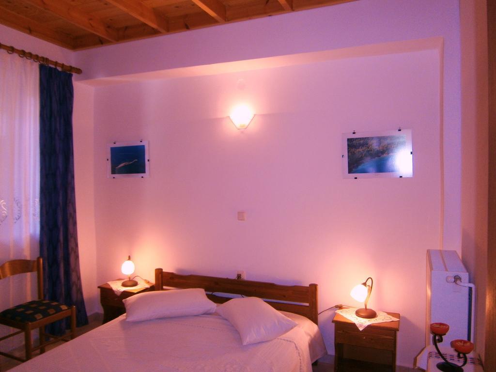 Villa Frias Asprogerakata Zimmer foto