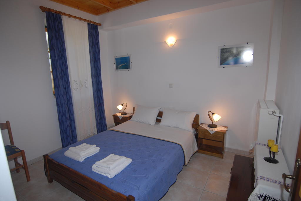 Villa Frias Asprogerakata Zimmer foto