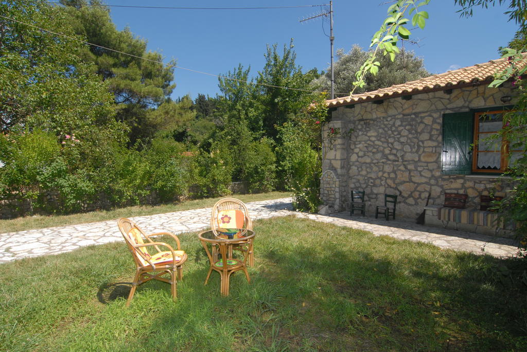 Villa Frias Asprogerakata Zimmer foto